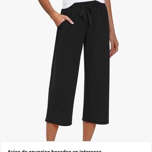 Zella Black Wide-Leg Capri Pants Size 8 Stretch Athletic Style